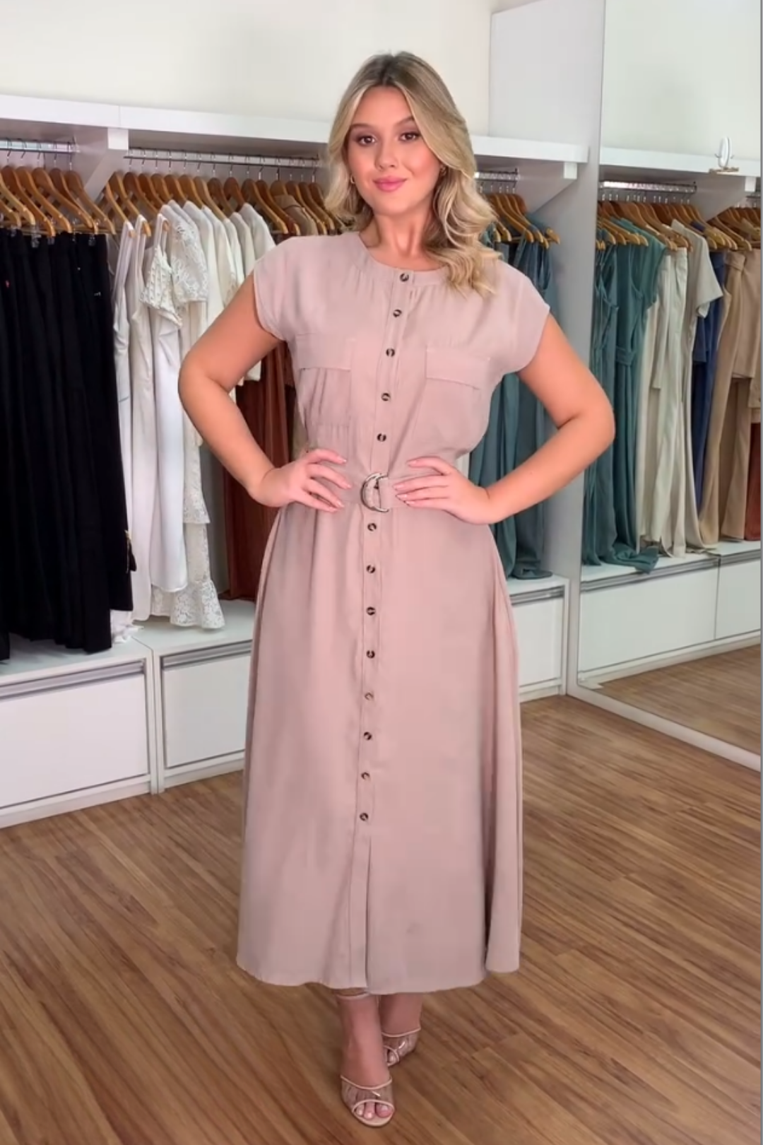 1330 | Vestido Midi Laura - Chemise Utilitária Bege ✨
