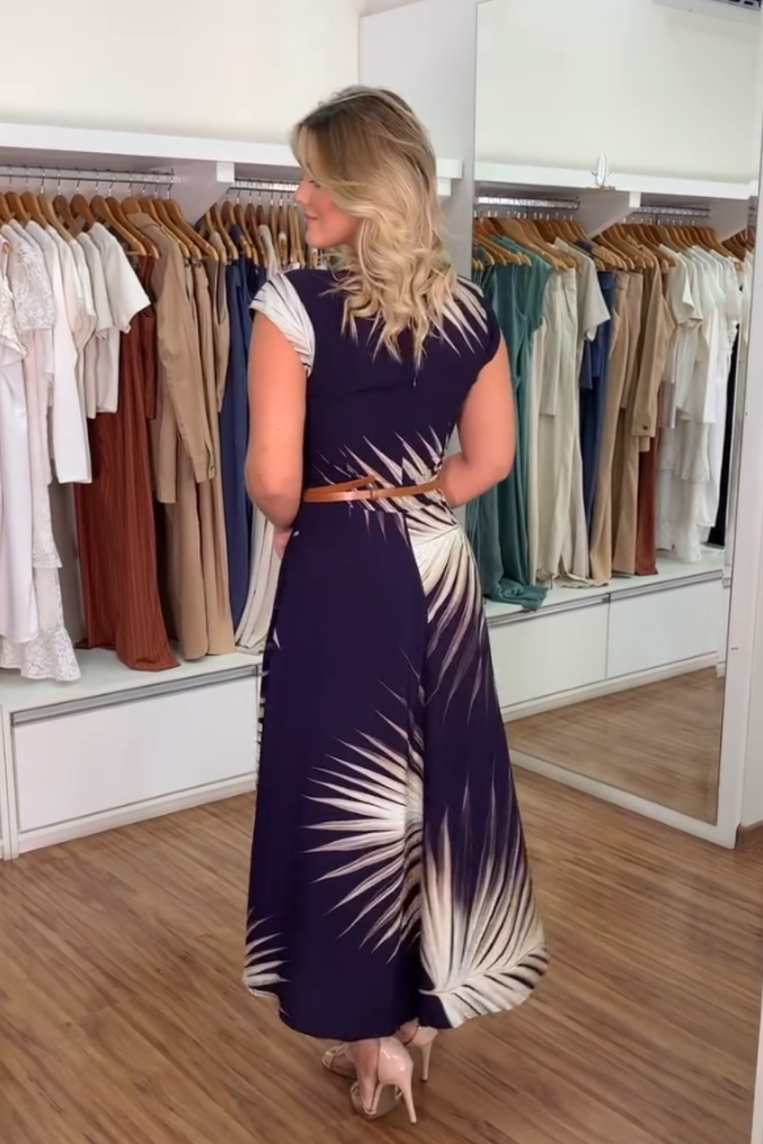 1695 | Vestido Midi Cíntia - Maxi Folhagem Azul Noturno ✨