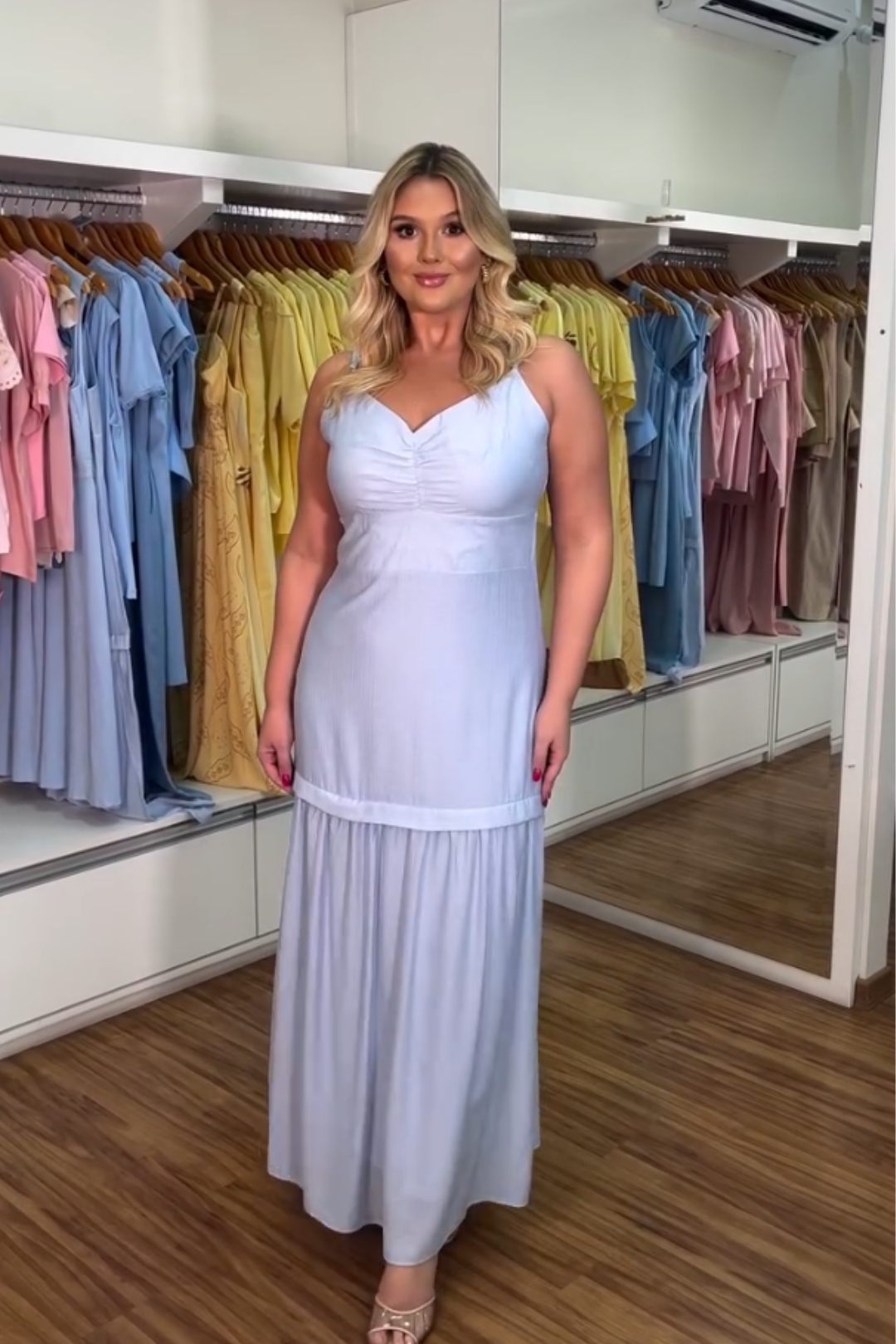 1742 | Vestido Longo Maya - Azul Céu ✨