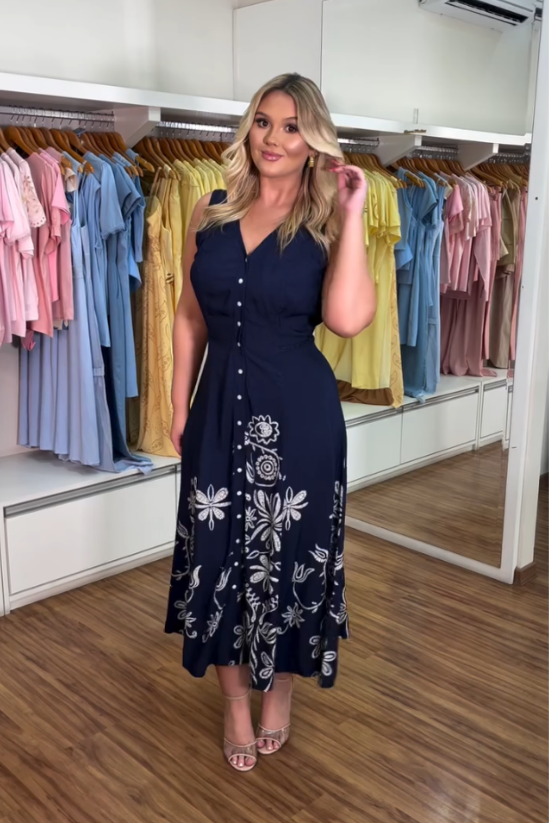 1492 | Vestido Midi Elisa - Azul Marinho e Branco ✨